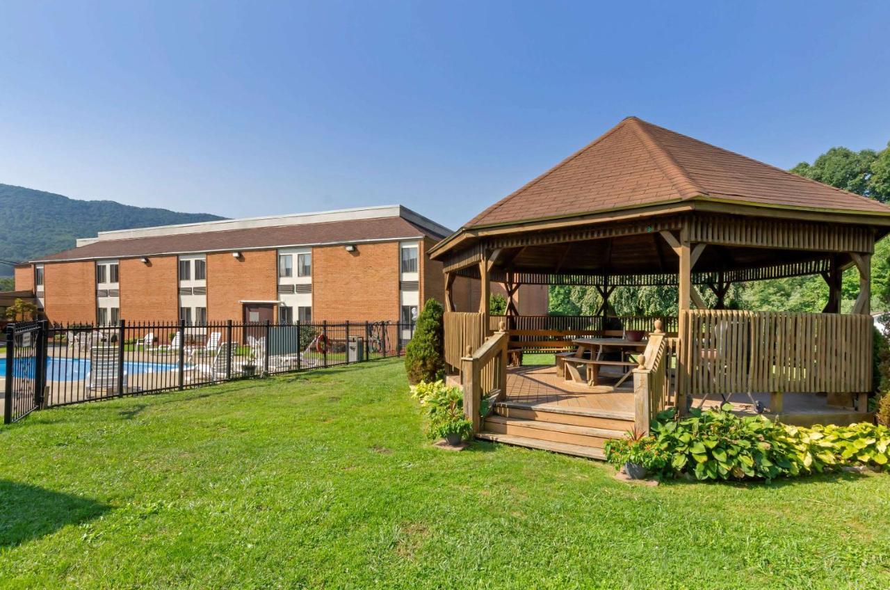 Comfort Inn Bluefield Екстериор снимка